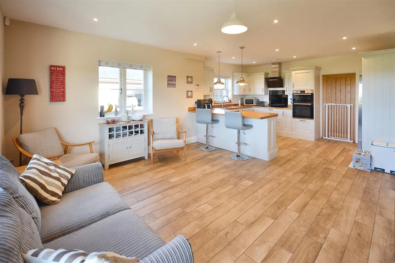 Rivers Corner, Sturminster Newton, photo 4