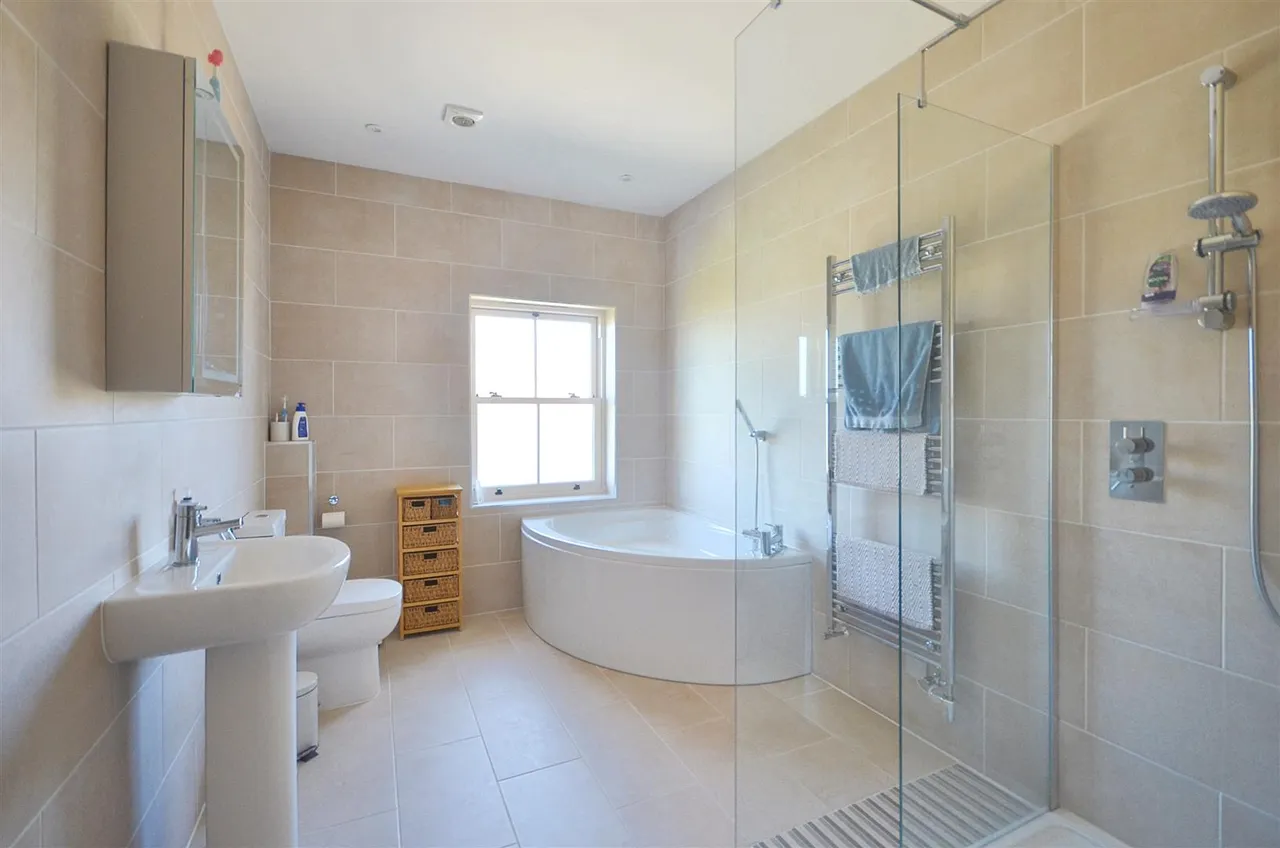 Rivers Corner, Sturminster Newton, photo 5