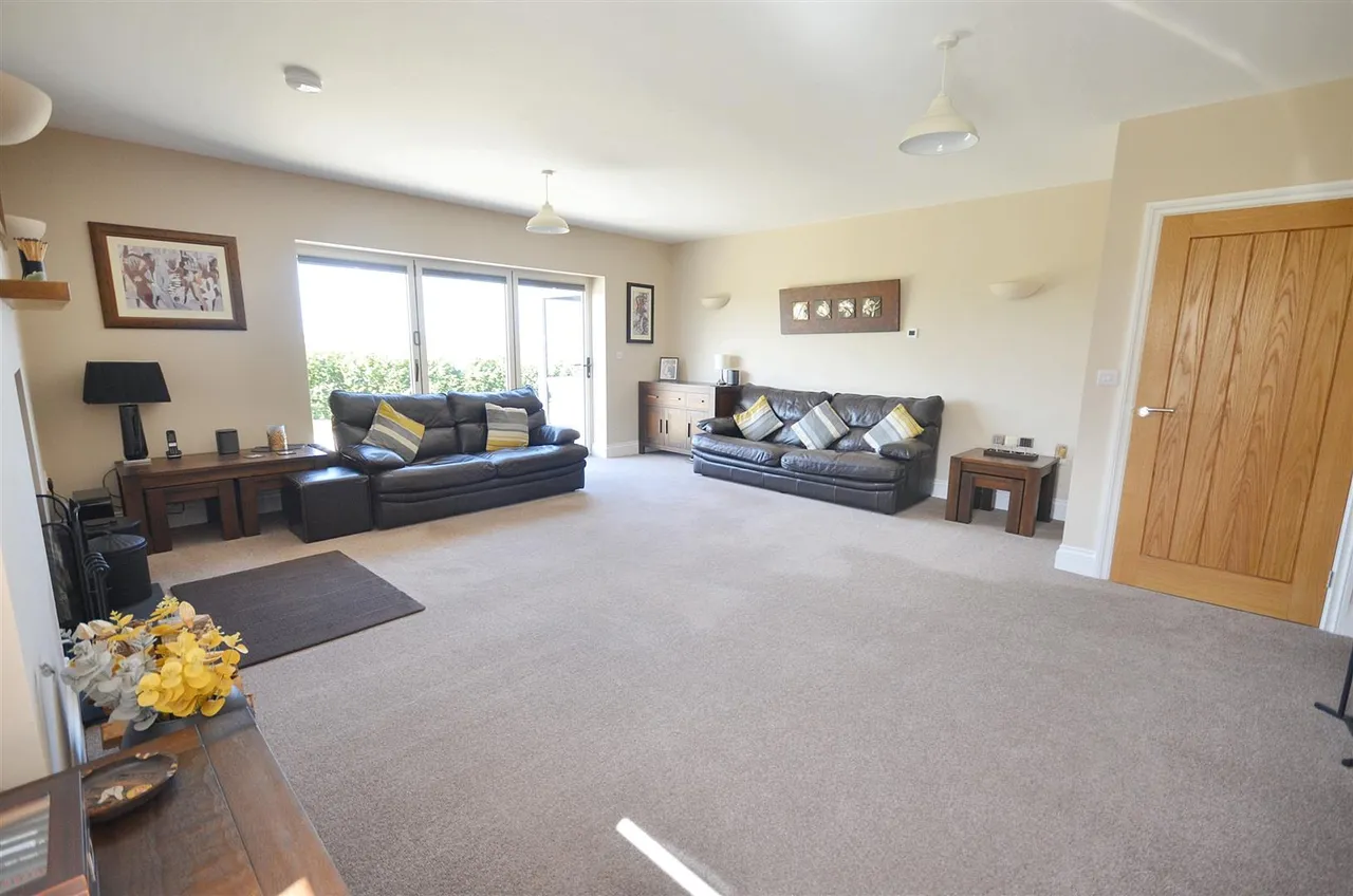 Rivers Corner, Sturminster Newton, photo 12