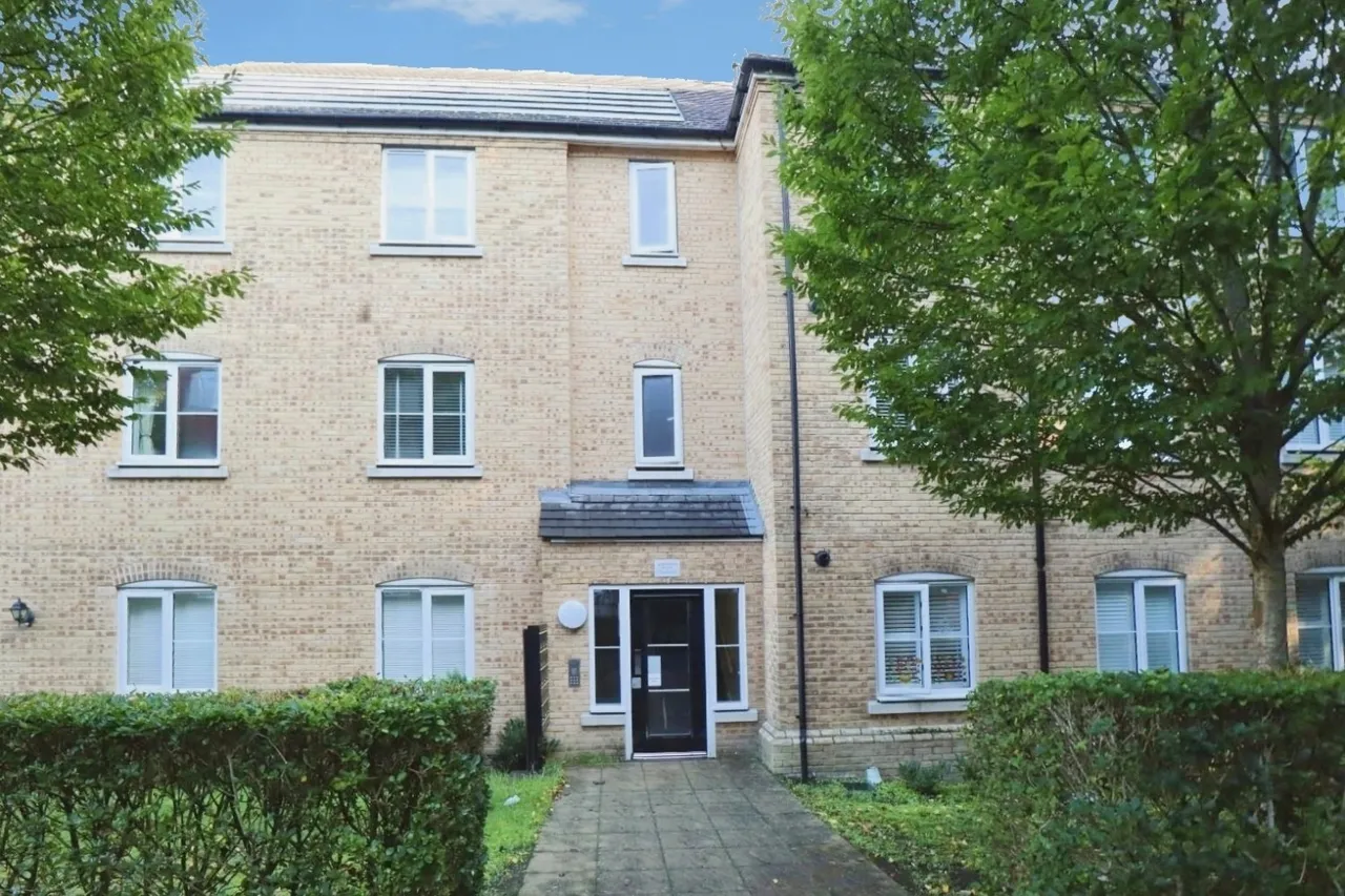 2 bed flat for sale, Waratah Drive, Chislehurst, BR7