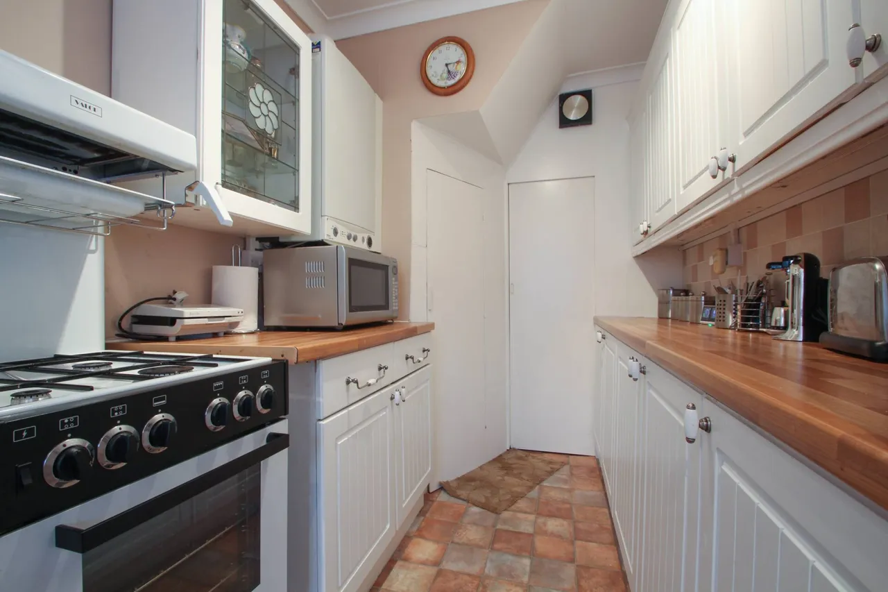 Brookdene Road, London, photo 7