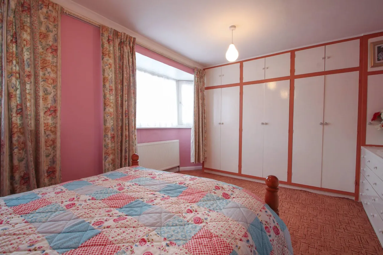 Brookdene Road, London, photo 10