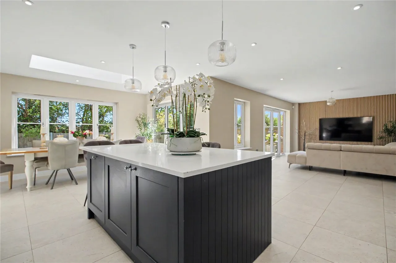 Thornberry Grove, Wymondham, NR18, photo 3