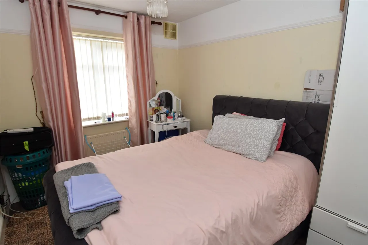 Bristol Road South, Northfield, Birmingham, B31 2TJ, photo 4
