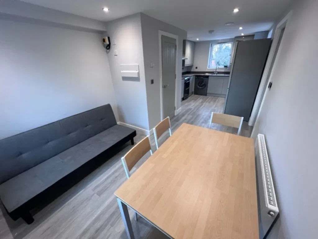 Warwick Road, Kenilworth, photo 8