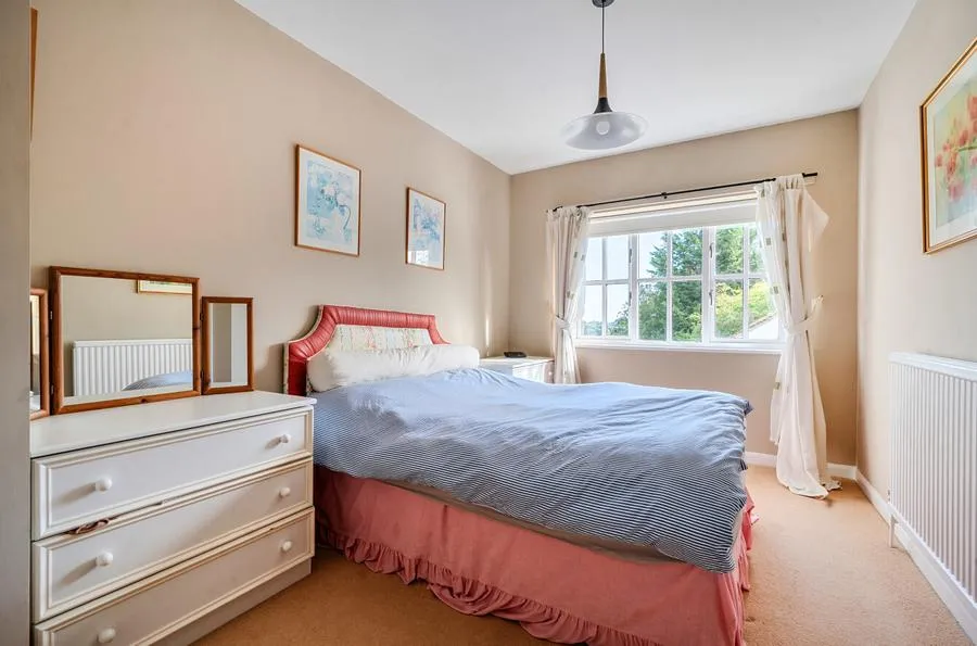 East End, North Leigh, OX29, photo 20