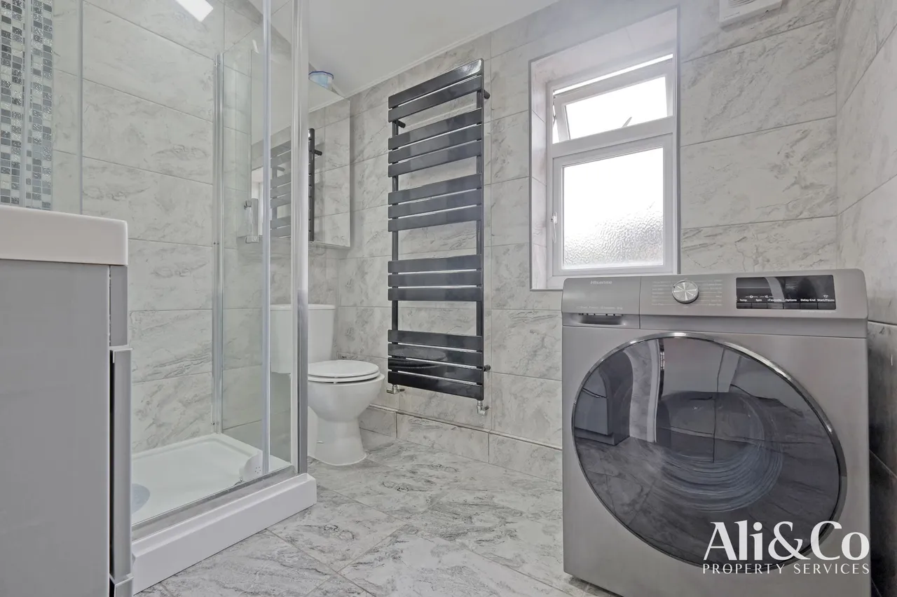 Kent Road, Grays, Essex, RM17 6DF, photo 16