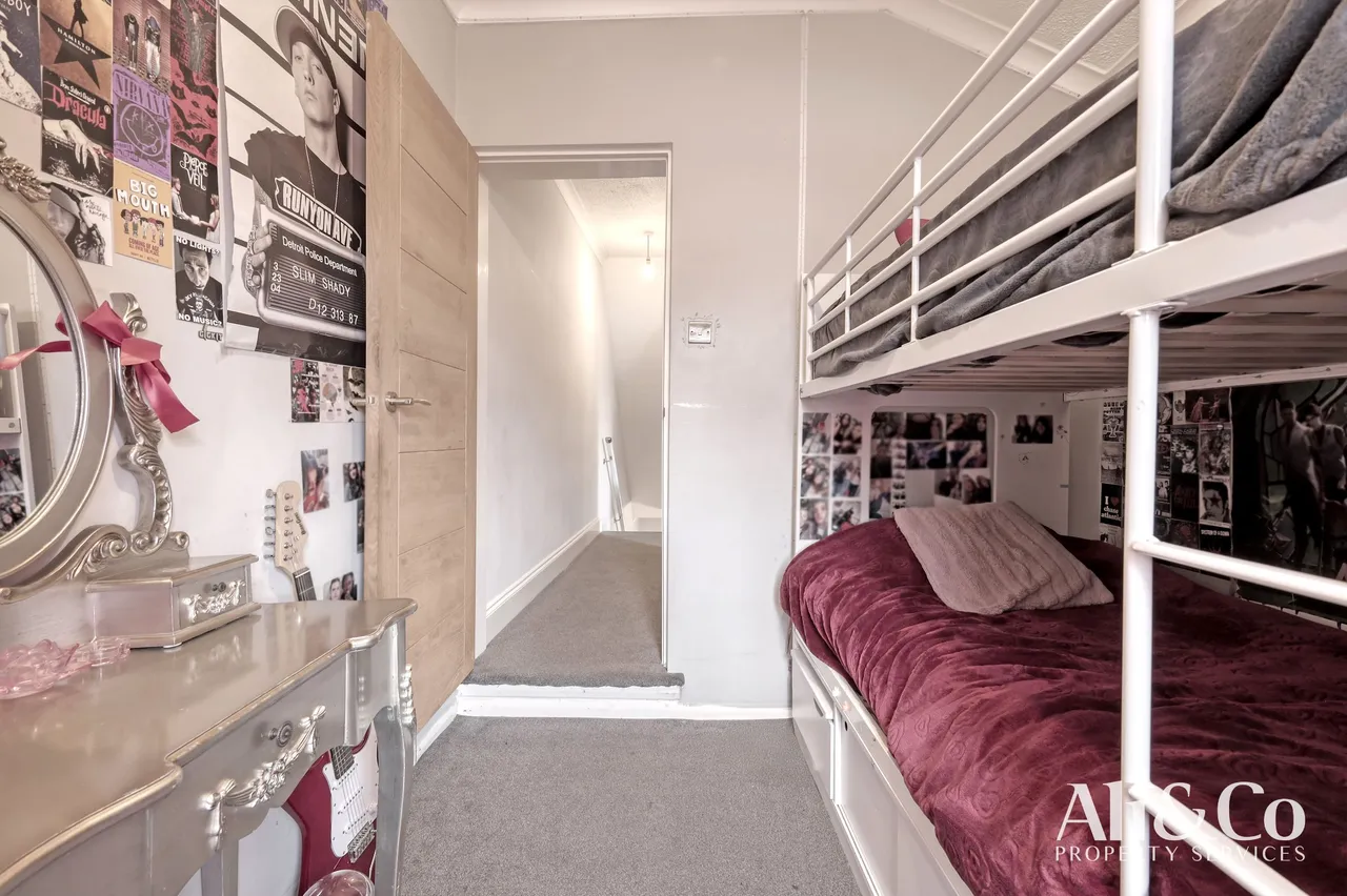 Kent Road, Grays, Essex, RM17 6DF, photo 18