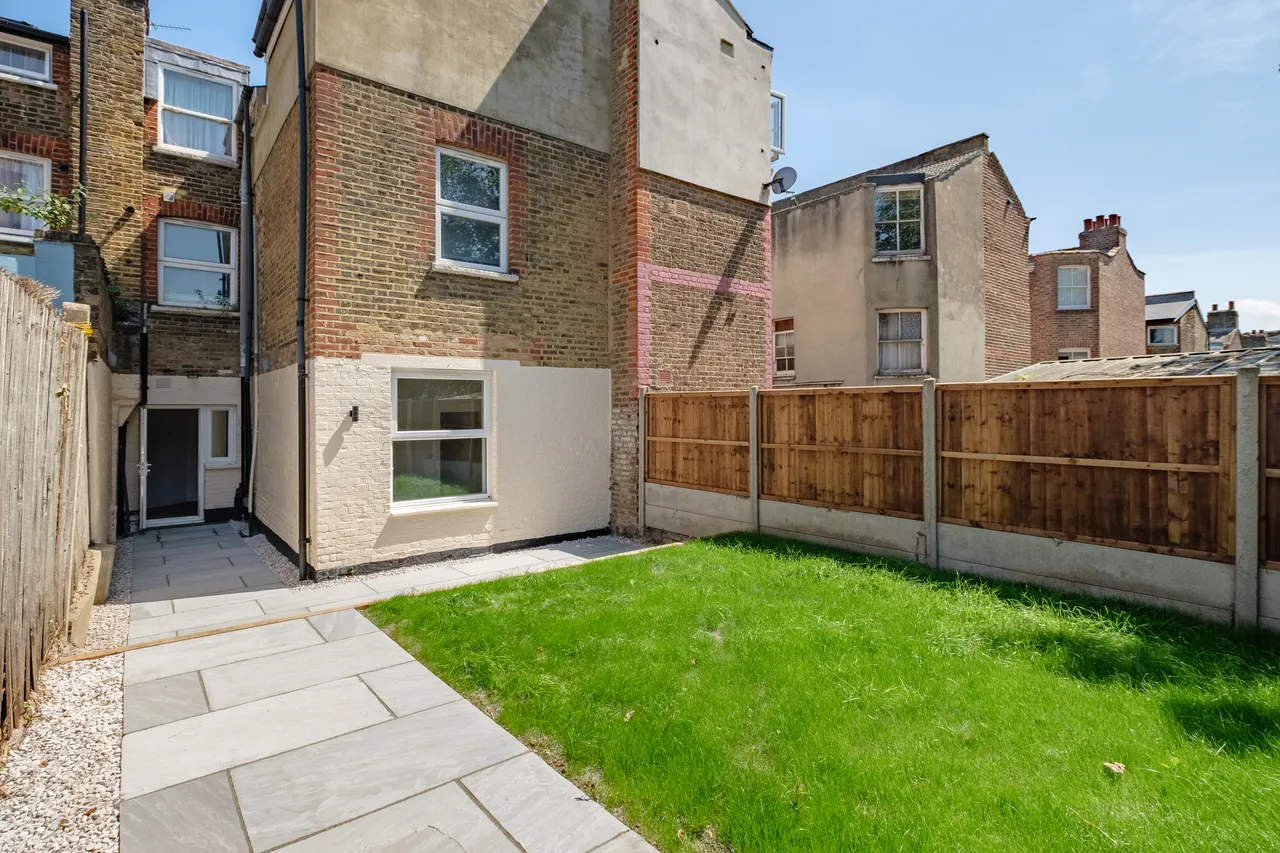 Montague Road, London, N8, photo 6