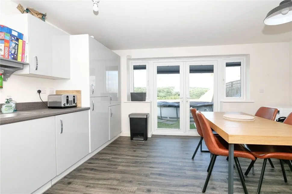 Poplars Park Avenue, BD2, photo 5