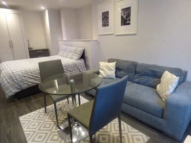 Orleans House, Liverpool, L3, photo 2