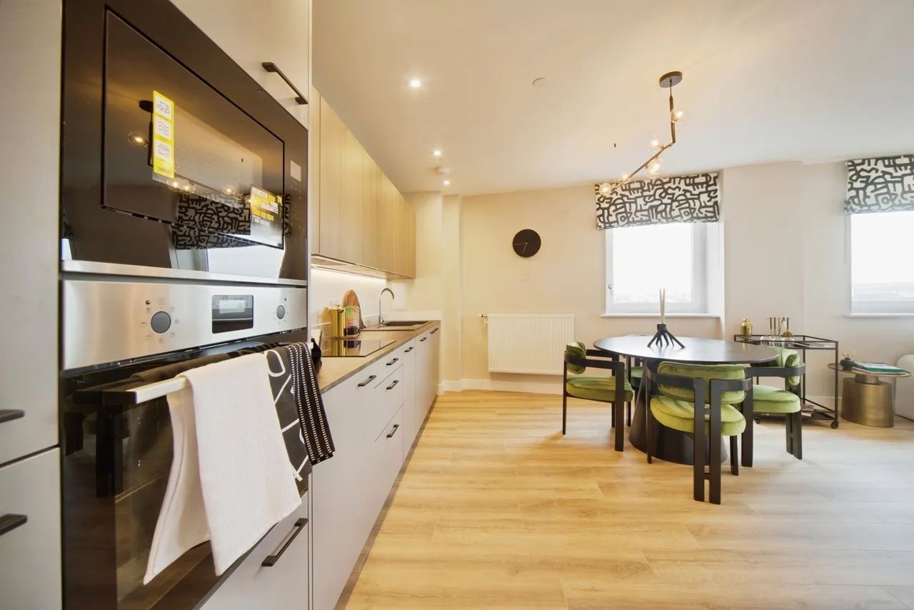 Flat 66 Pintail Heights, 6 The Hyde, London, NW9, photo 6