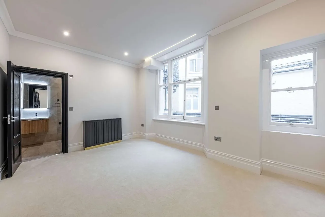 Sutherland House, Marloes Road, London, W8 5LG, photo 9