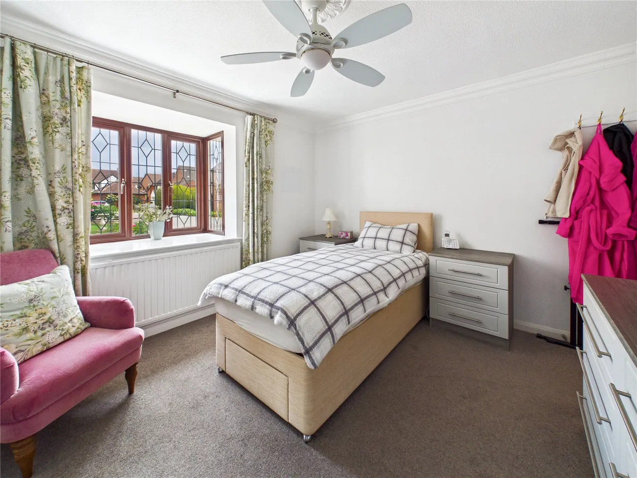 Rookery Close, Hatfield Peverel, CM3, photo 13