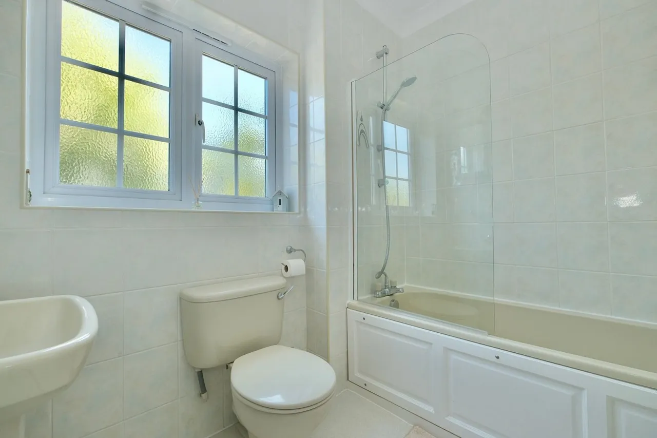 London Road, Godmanchester, PE29, photo 15