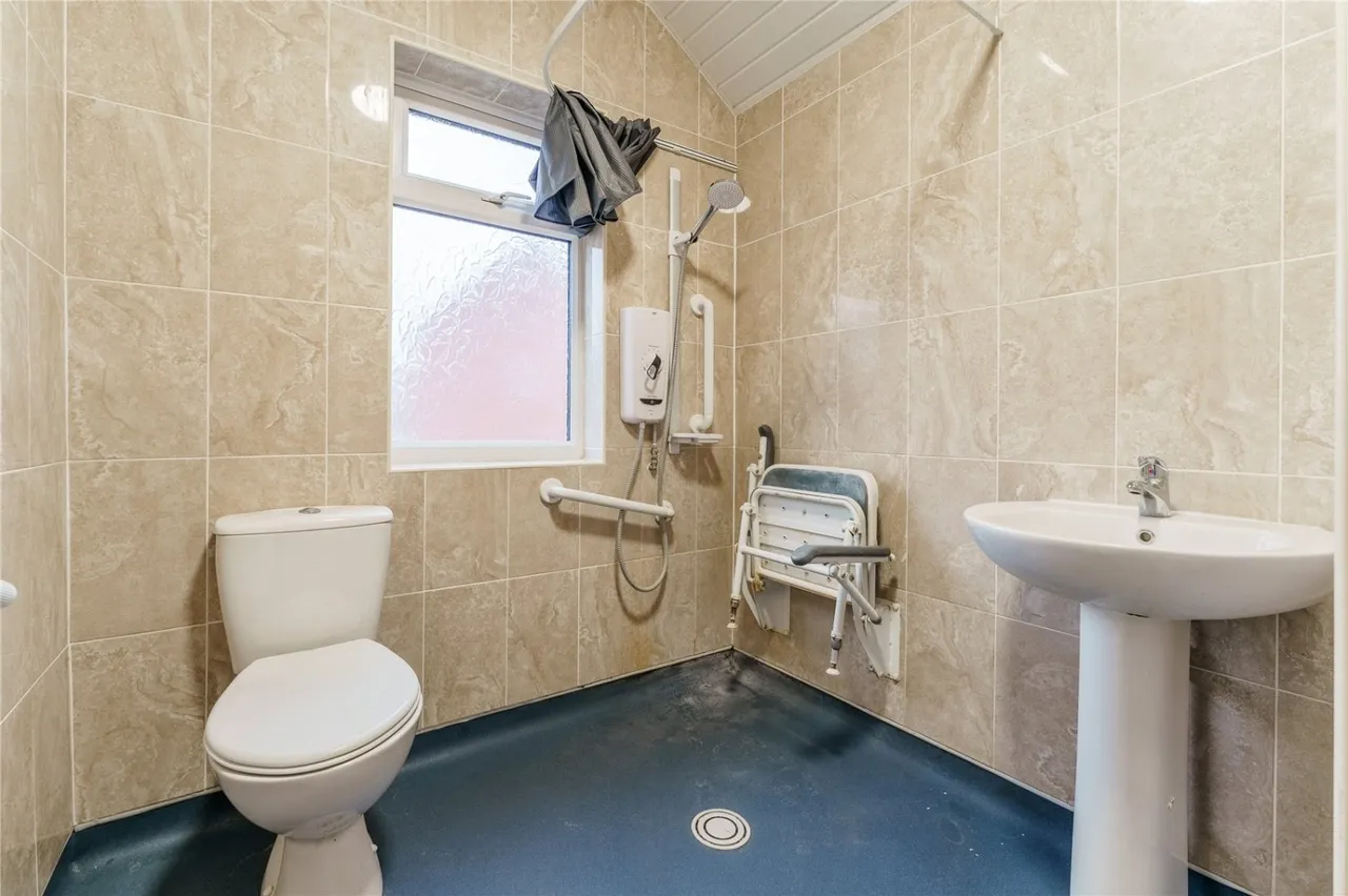 Grove Avenue, Hemsworth, WF9, photo 8
