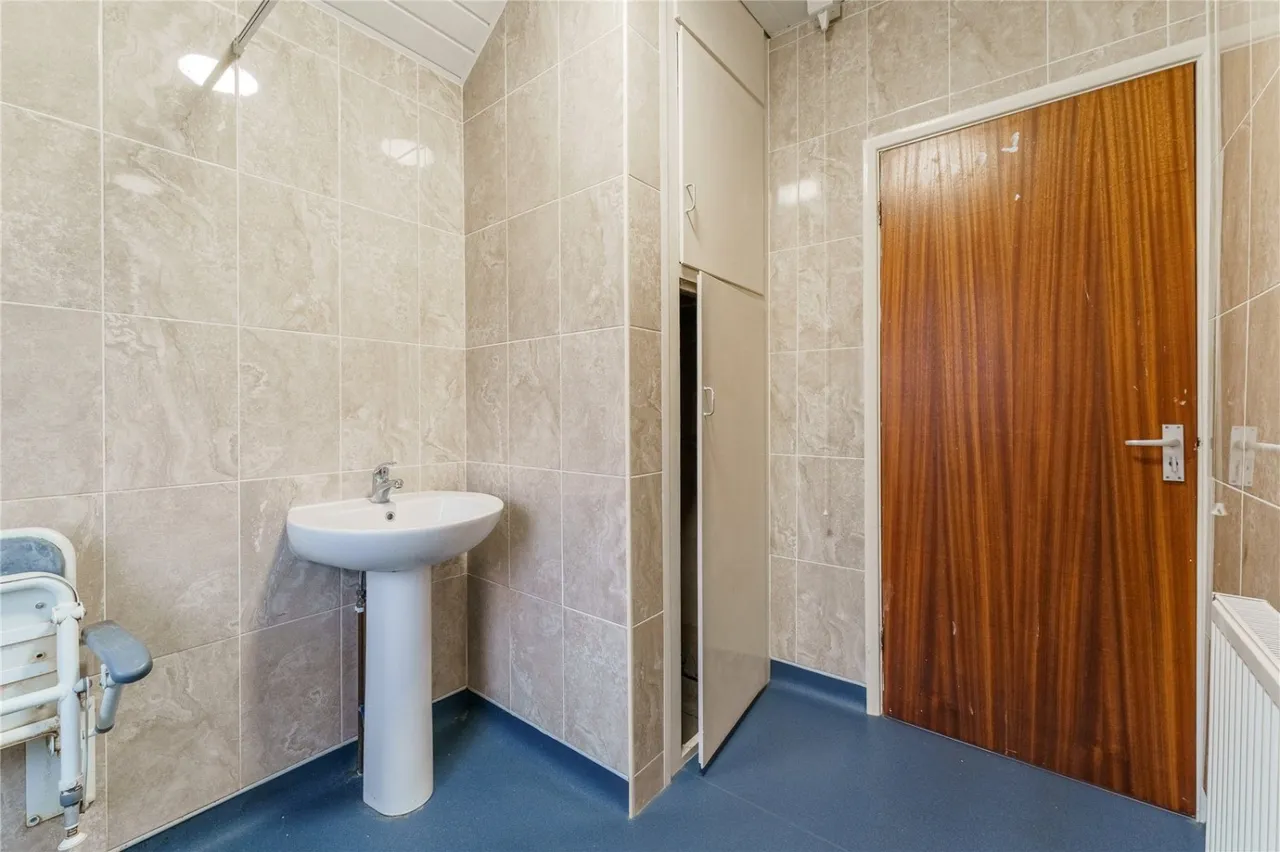 Grove Avenue, Hemsworth, WF9, photo 23