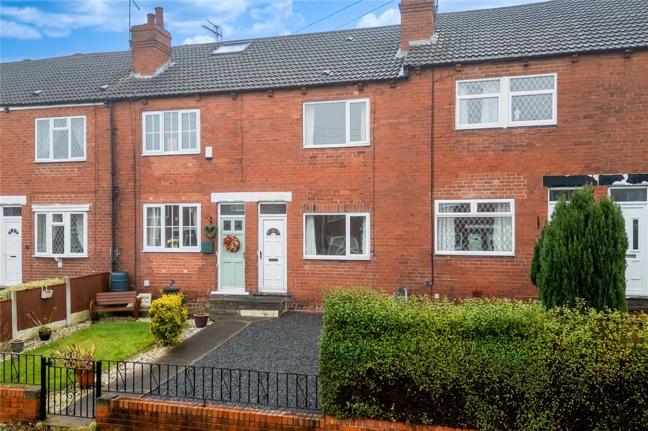 2 bed house for sale, Grove Avenue, Hemsworth, WF9