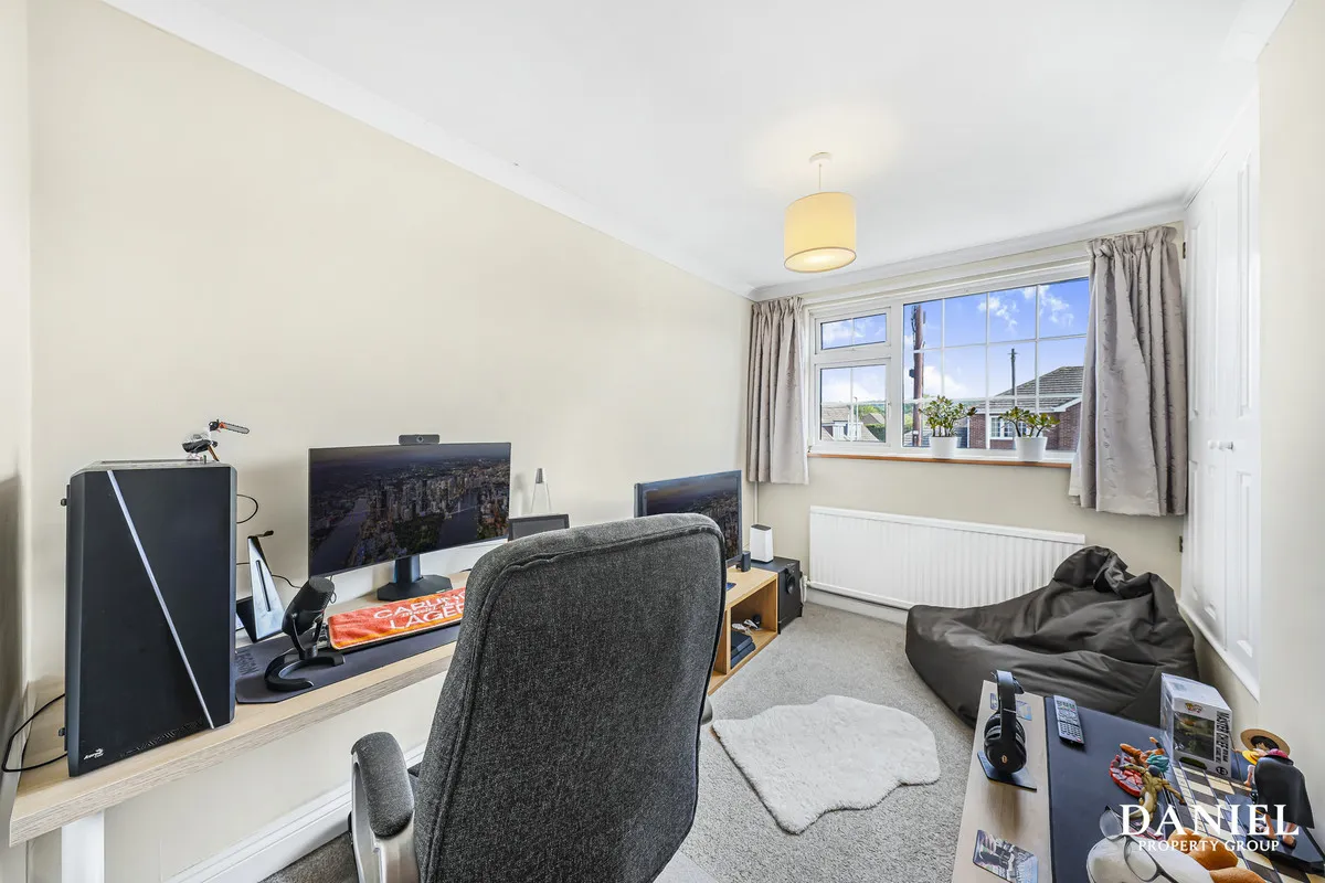 Great Berry Lane, Langdon Hills, SS16, photo 23