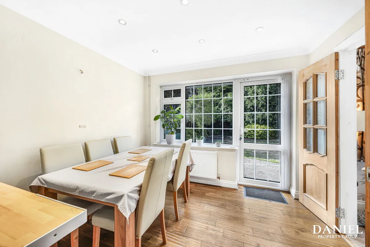 Great Berry Lane, Langdon Hills, SS16, photo 9
