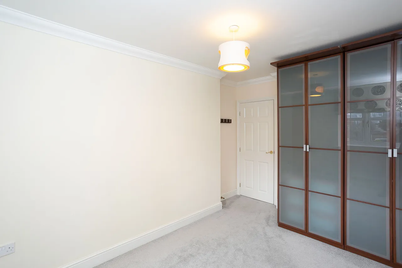 Watford, WD19, photo 25