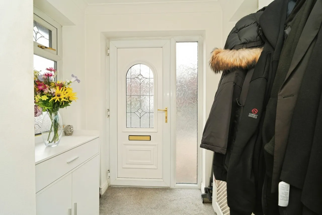Ellerby Avenue, Clifton, Swinton, Manchester, M27, photo 2