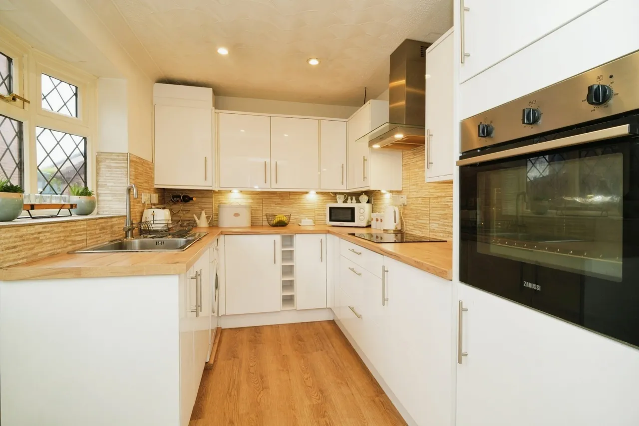 Ellerby Avenue, Clifton, Swinton, Manchester, M27, photo 4