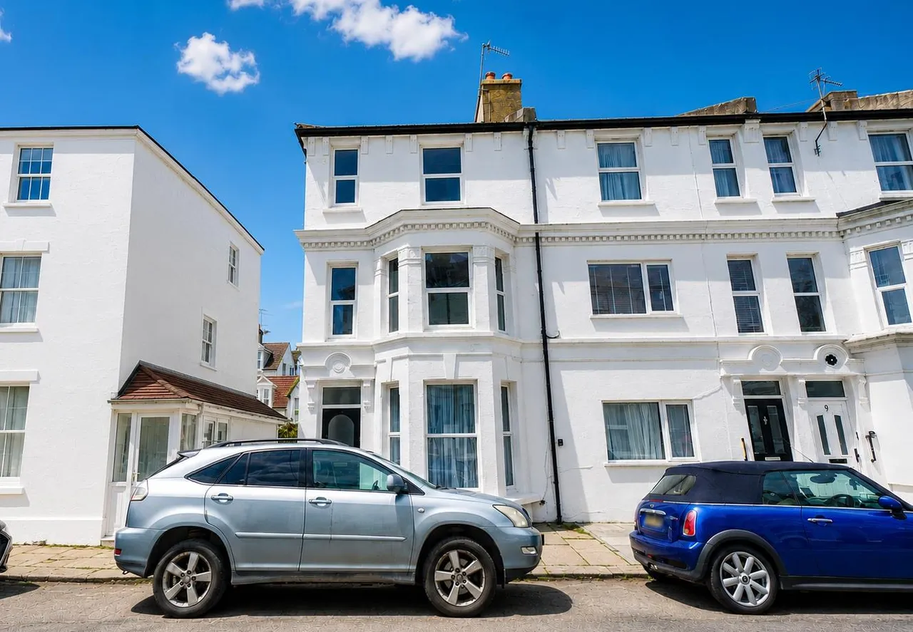 4 bed house for sale, Gordon Road, Hastings