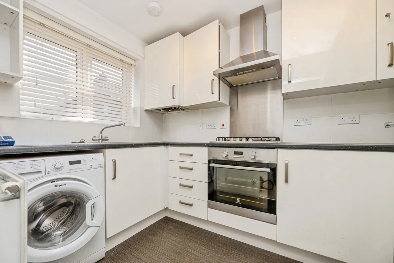 Ubique Avenue, Meon Vale, CV37, photo 2
