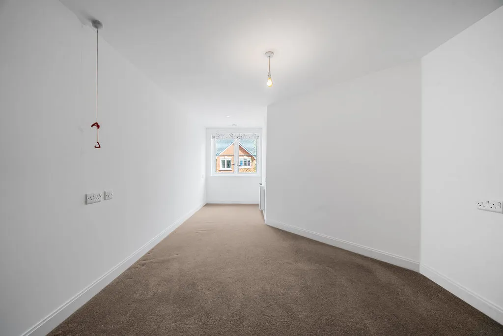 Churchfield Road, Walton-On-Thames, KT12, photo 5