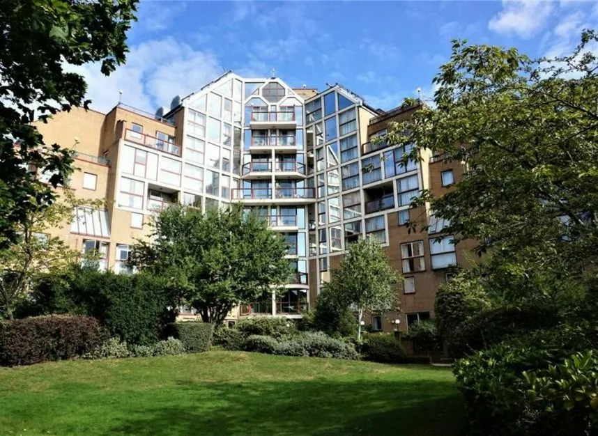 1 bed flat for sale — Asher Way, Wapping, E1W