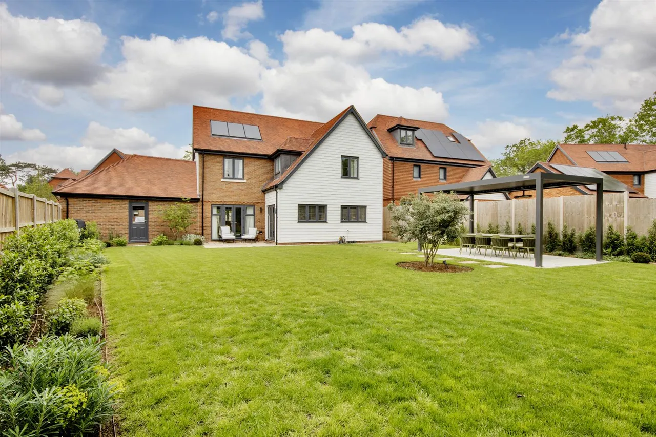 Fitch Kemp Close, Hildenborough, photo 3