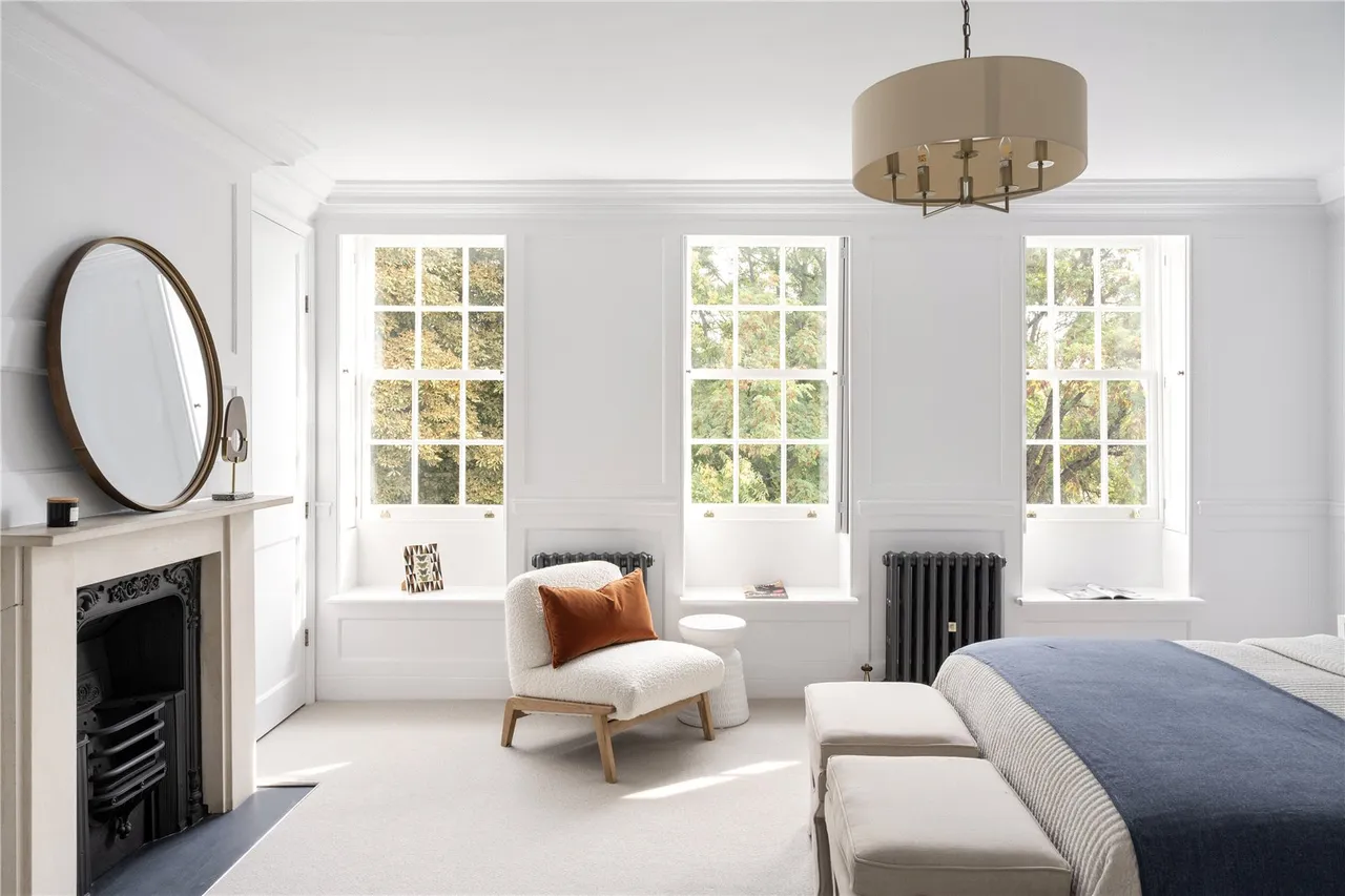 Chiswick Lane South, London, W4, photo 18