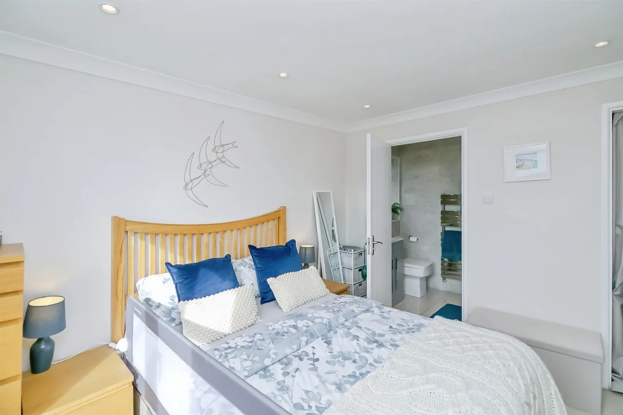 Llwyn Helig Bridgend, CF33, photo 8