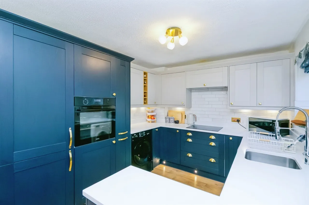 3 bed house for sale, Llwyn Helig Bridgend, CF33