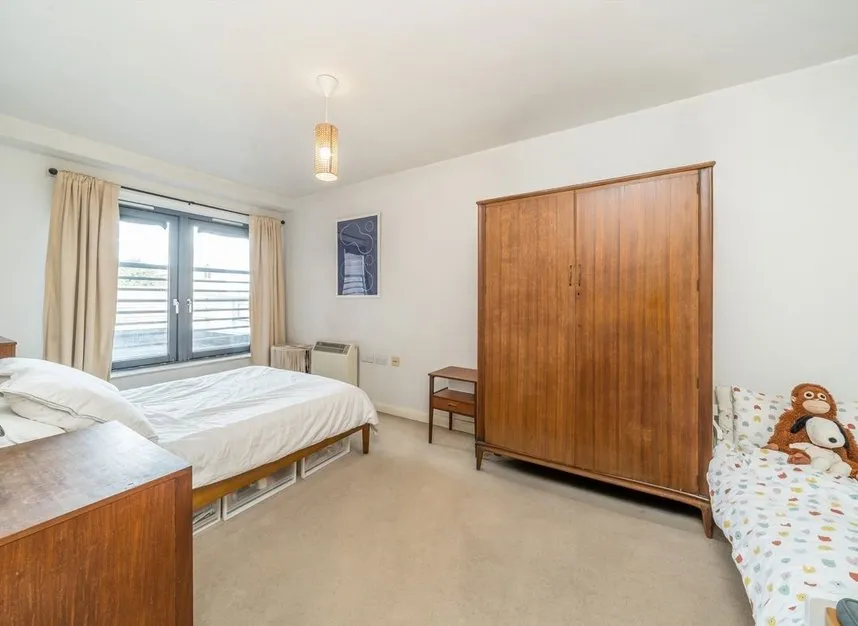 Mackintosh Lane, Homerton, E9, photo 2