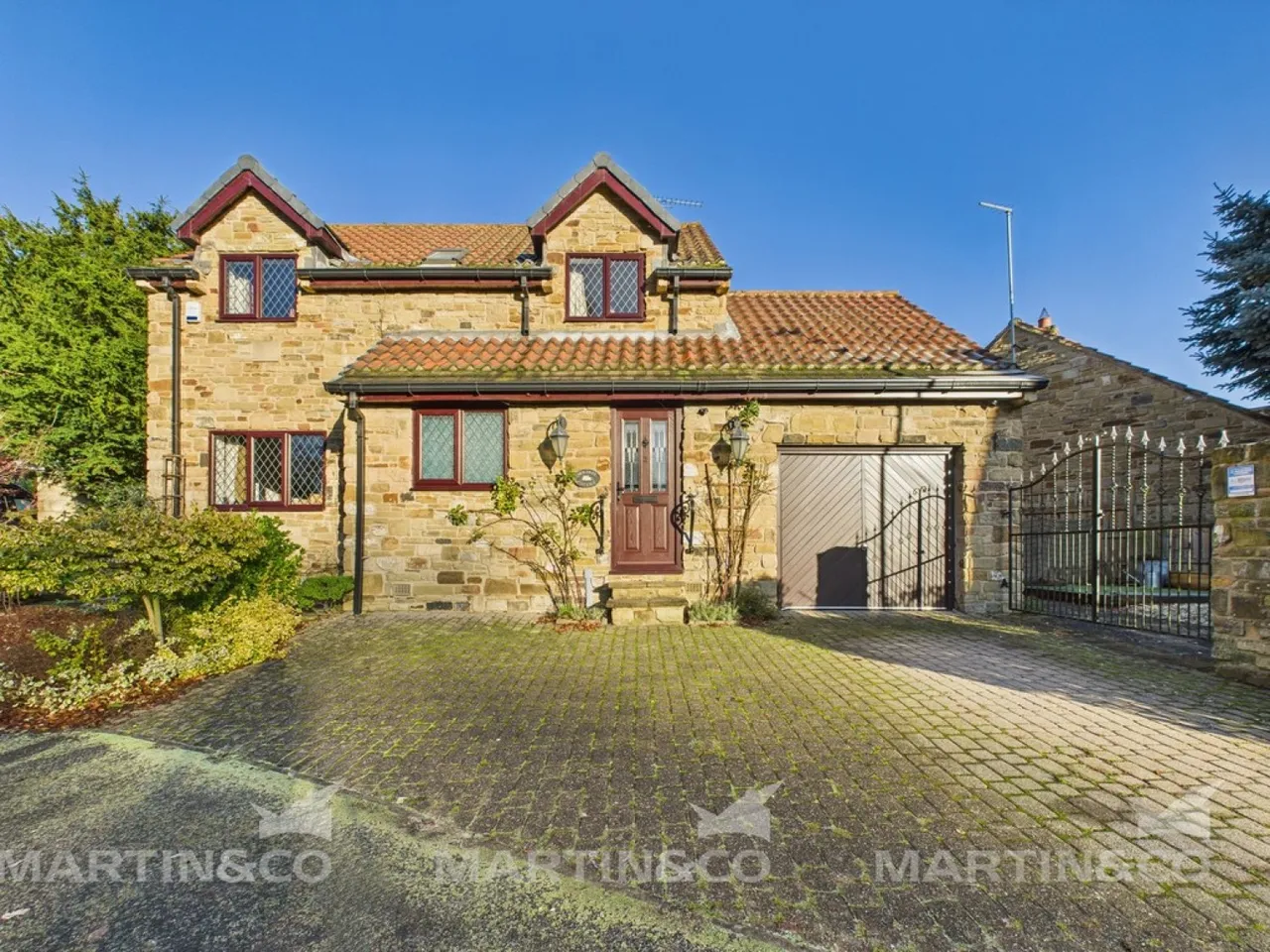 3 bed house for sale, Church View, Campsall, DN6