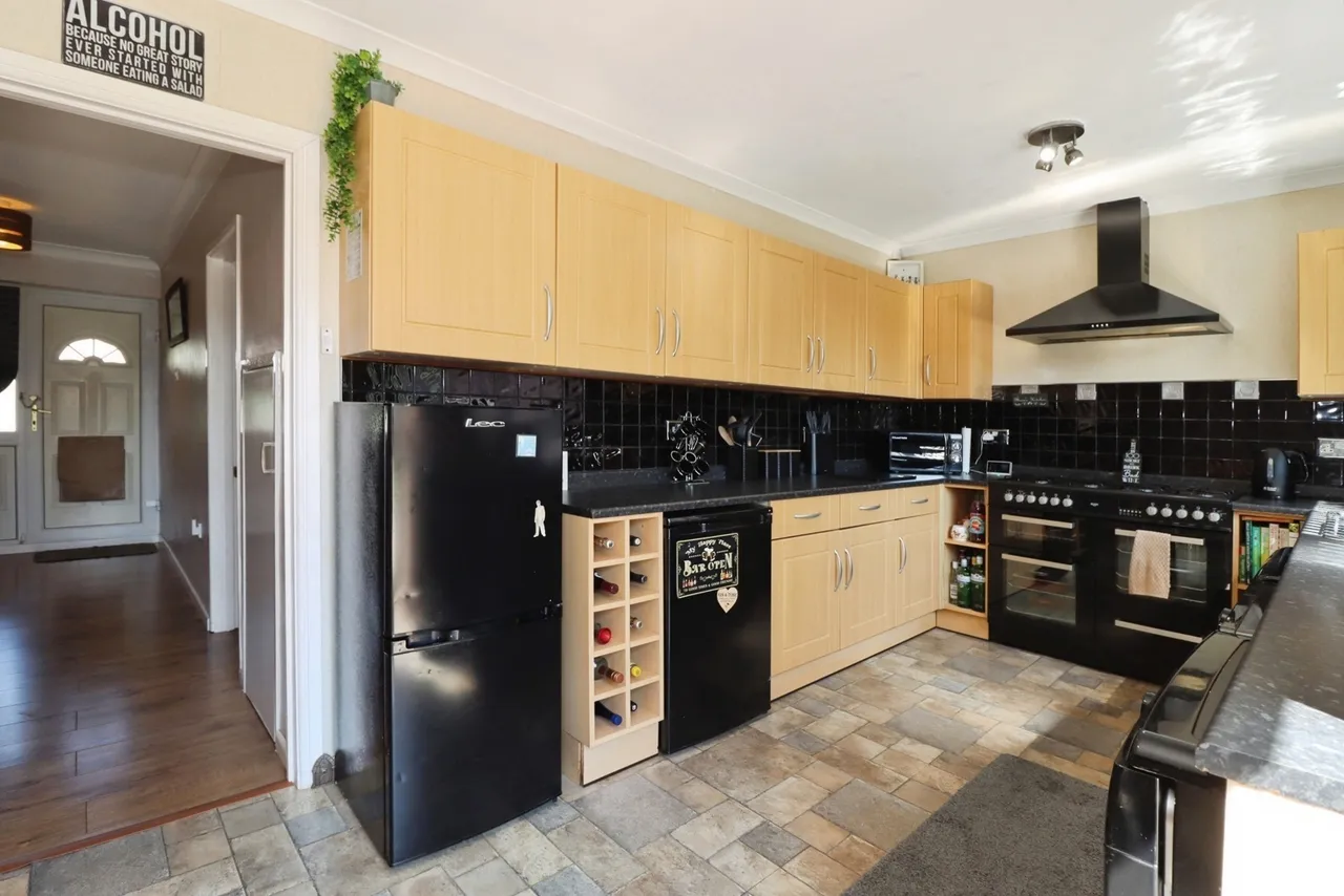 Kingscote, Yate, Bristol, Gloucestershire, BS37, photo 6