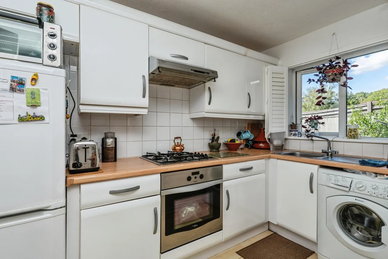 Timbermill Court, Haslemere, GU27, photo 9