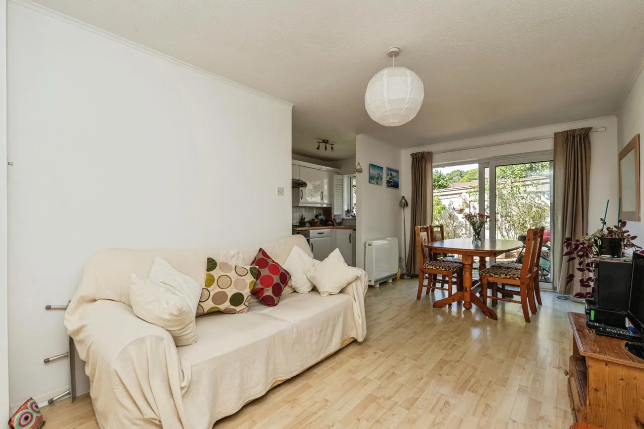 Timbermill Court, Haslemere, GU27, photo 4