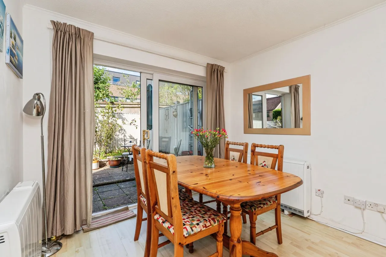 Timbermill Court, Haslemere, GU27, photo 6