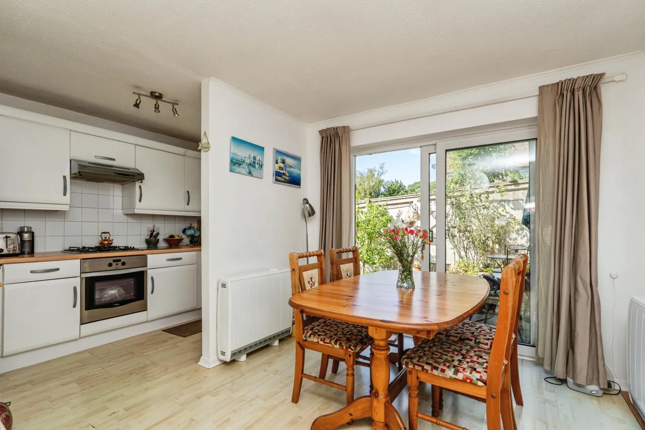 Timbermill Court, Haslemere, GU27, photo 5