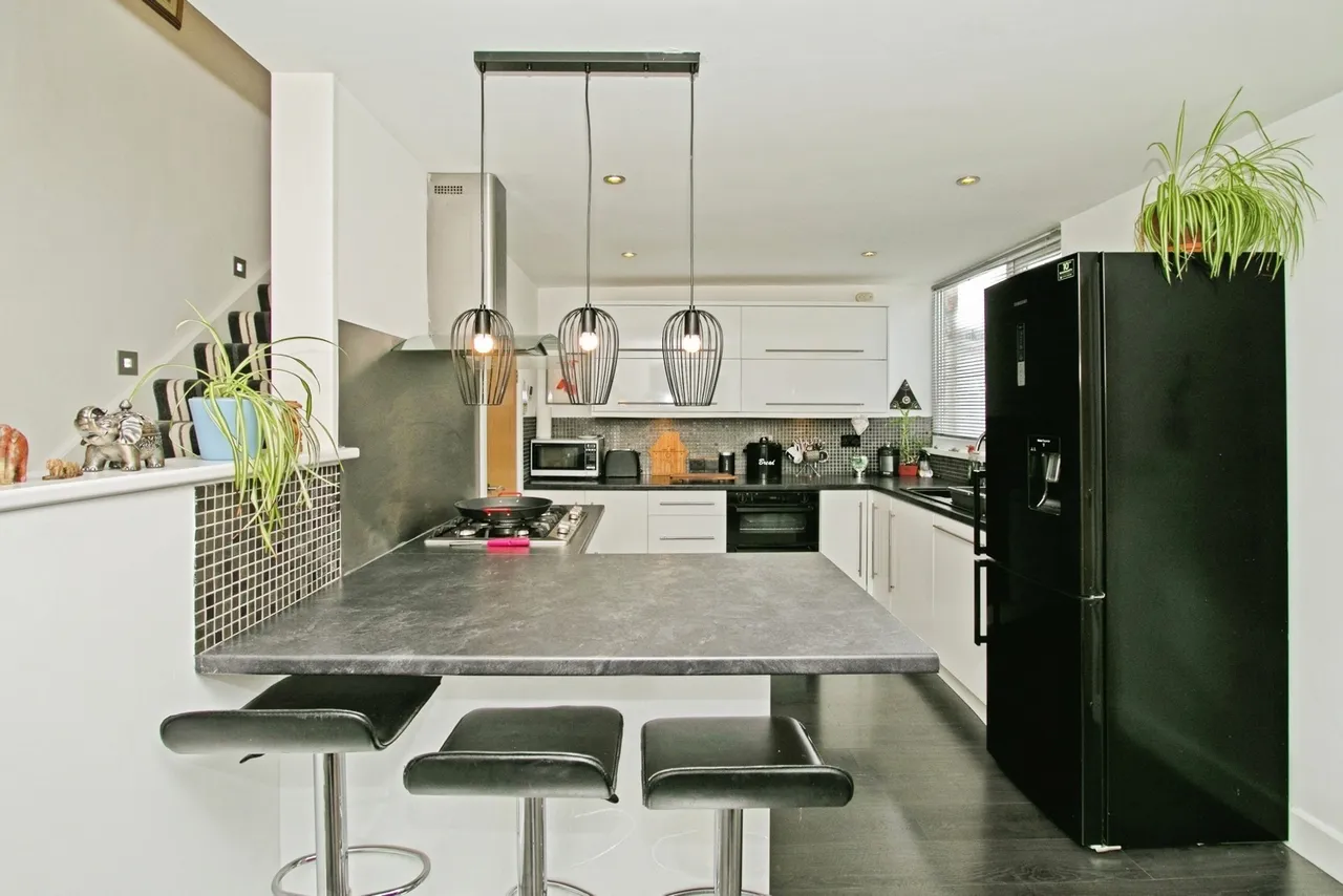 Chypraze Court, Camborne, TR14, photo 6