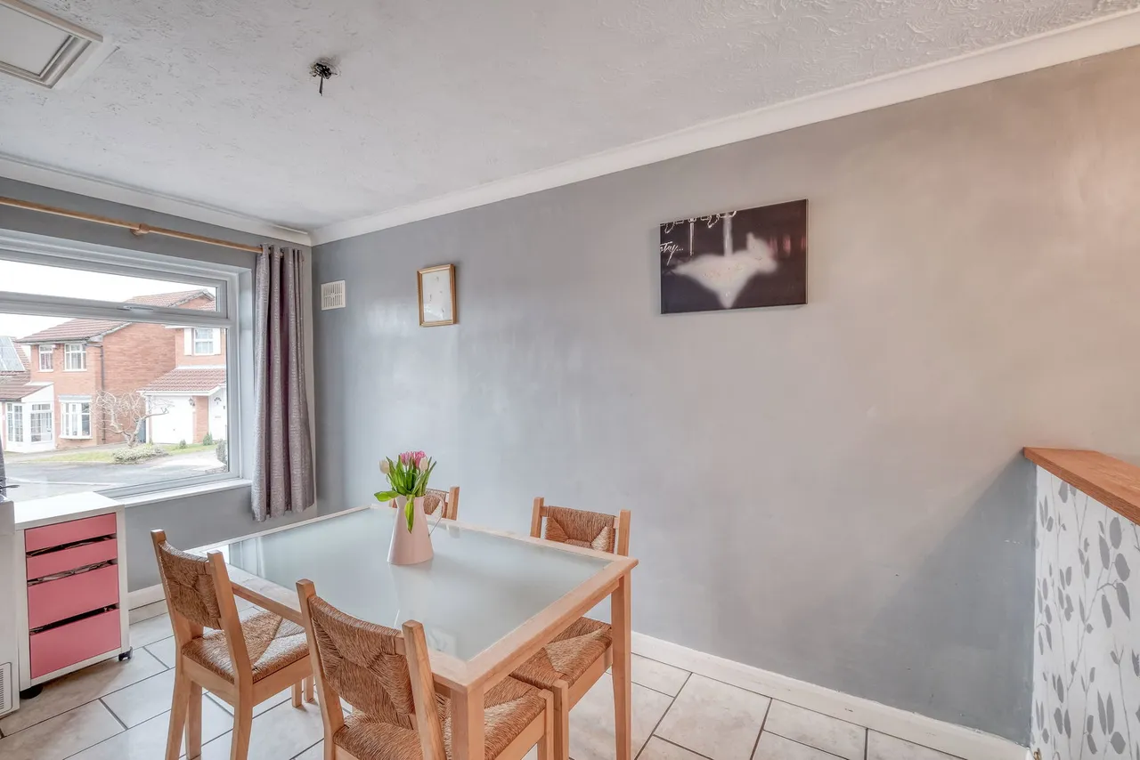 Lyall Gardens, Rubery, B45, photo 5