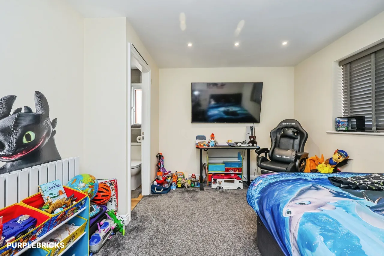 Sandwell Close, Long Eaton, NG10, photo 23
