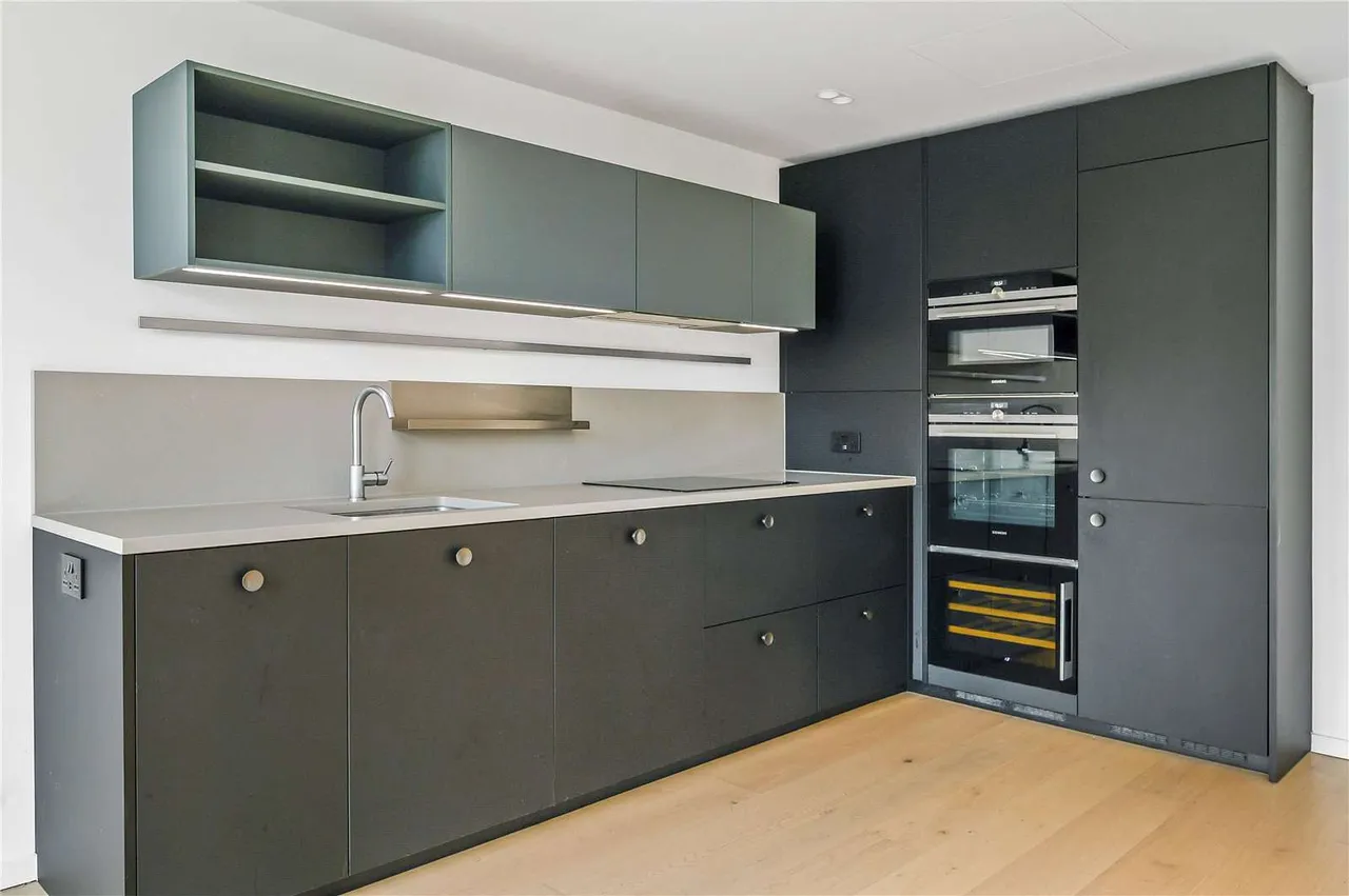 Bartholomew Close, London, EC1A 7BF, photo 7