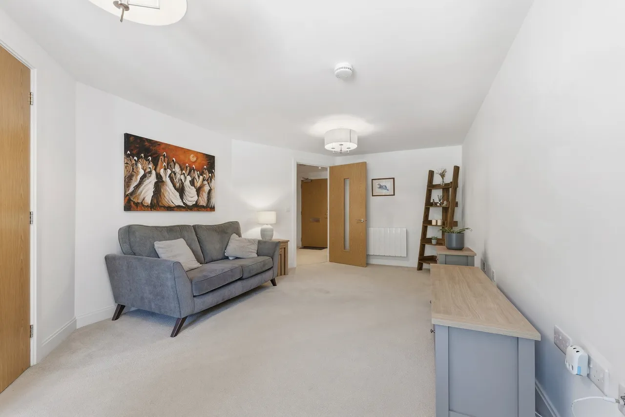 Wisteria Place, Burton Joyce, photo 4