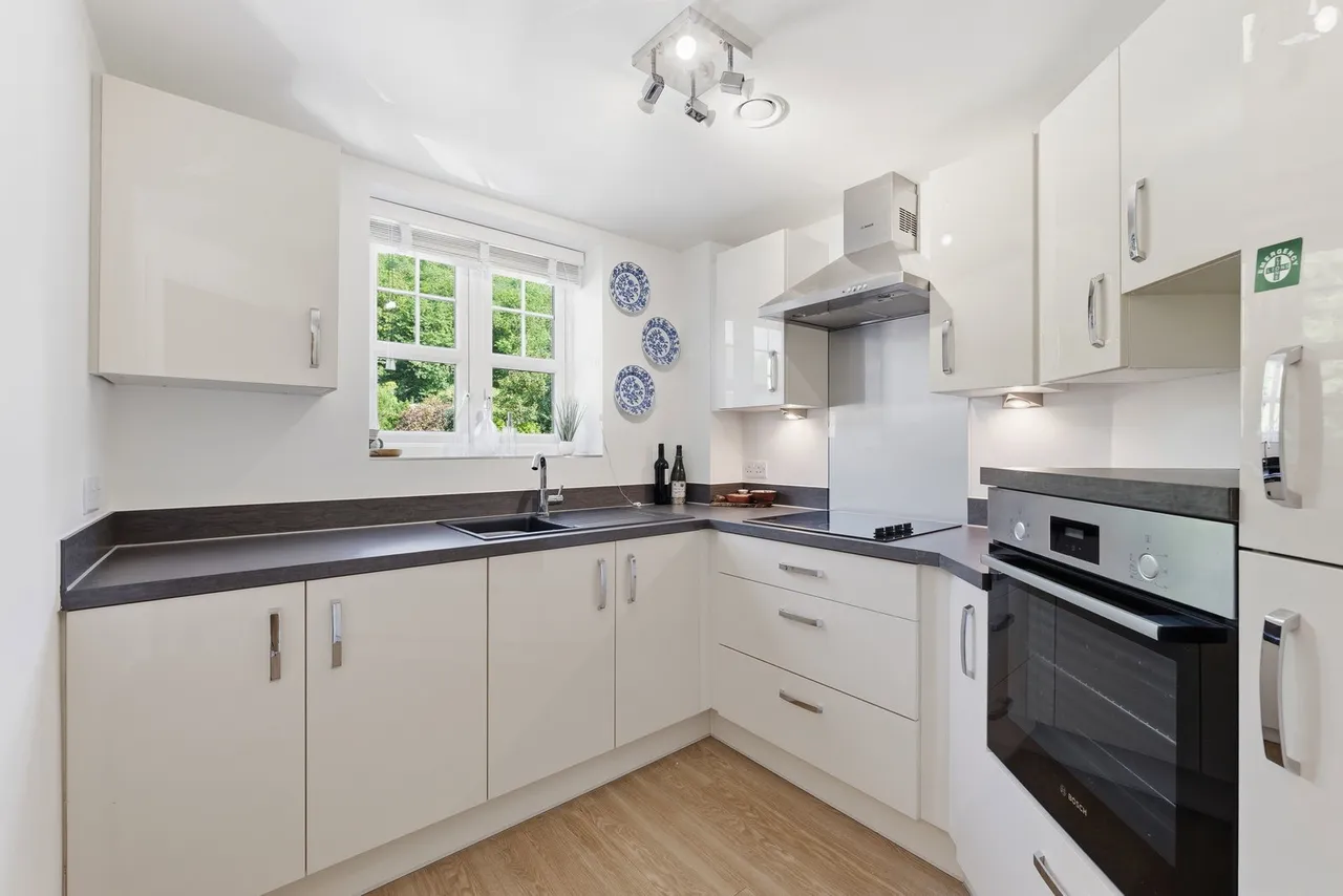 Wisteria Place, Burton Joyce, photo 7