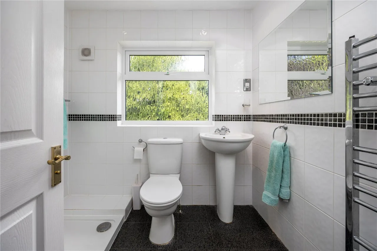 Home Farm Close, Shipton-under-Wychwo, OX7, photo 11