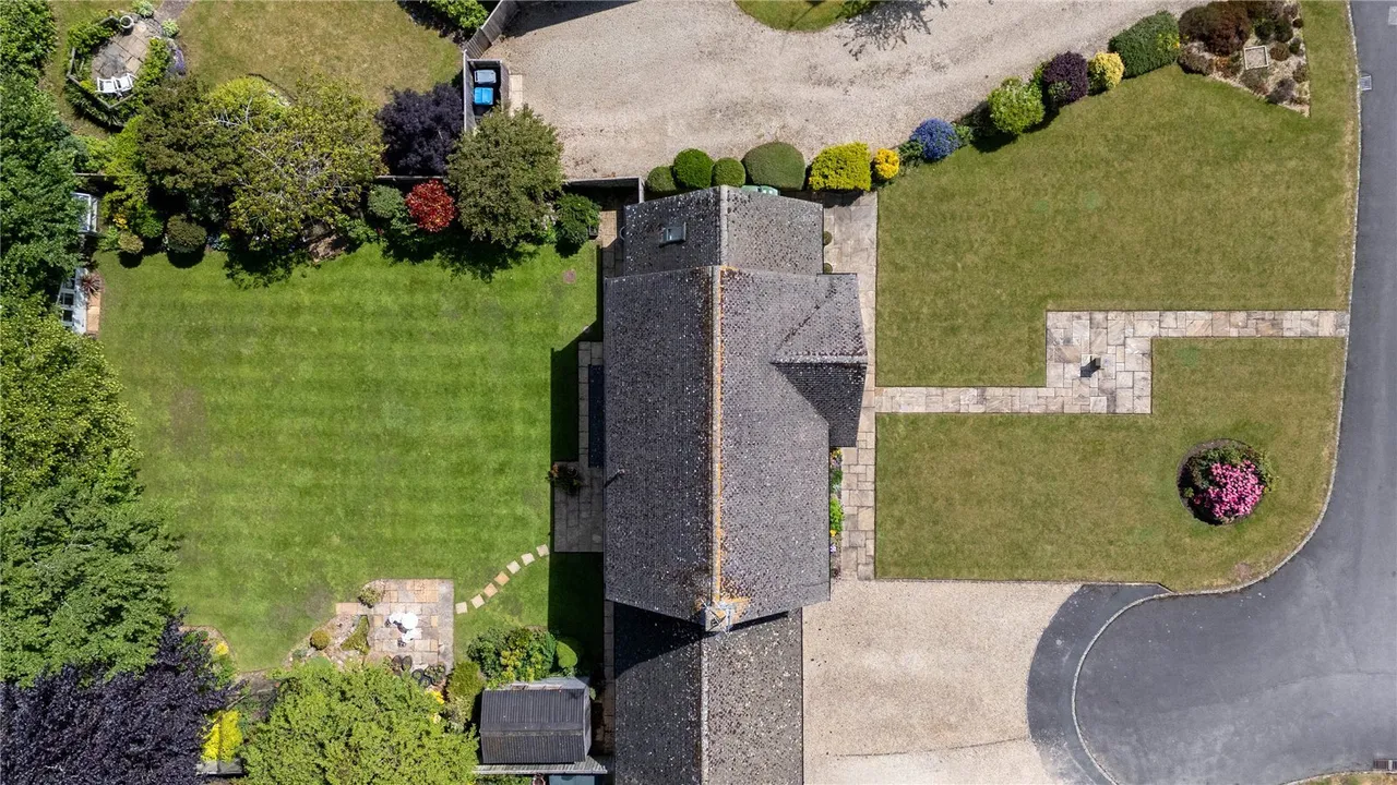 Home Farm Close, Shipton-under-Wychwo, OX7, photo 14